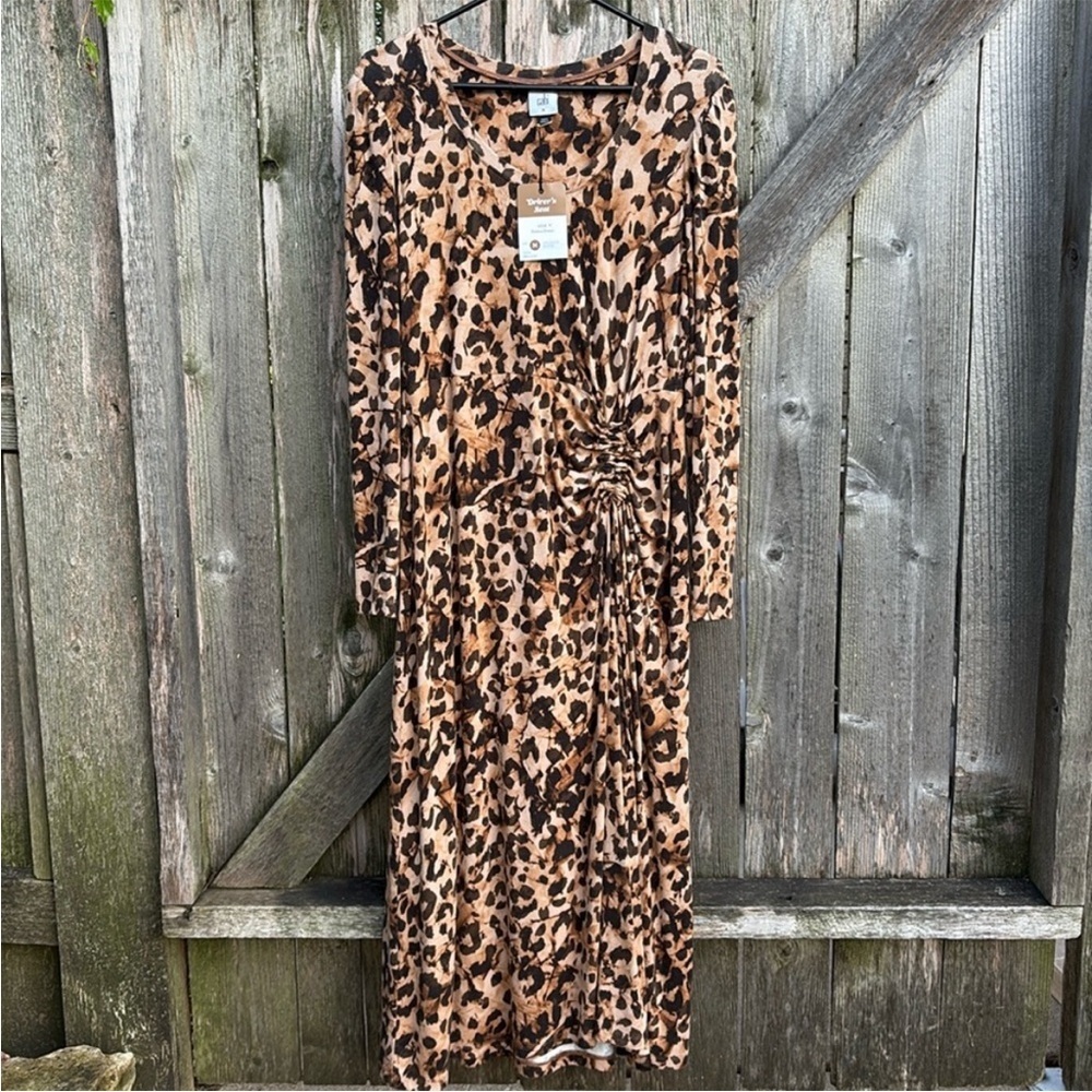 NWT CAbi Selma Dress Animal Print
Size Medium - Picture 2 of 9